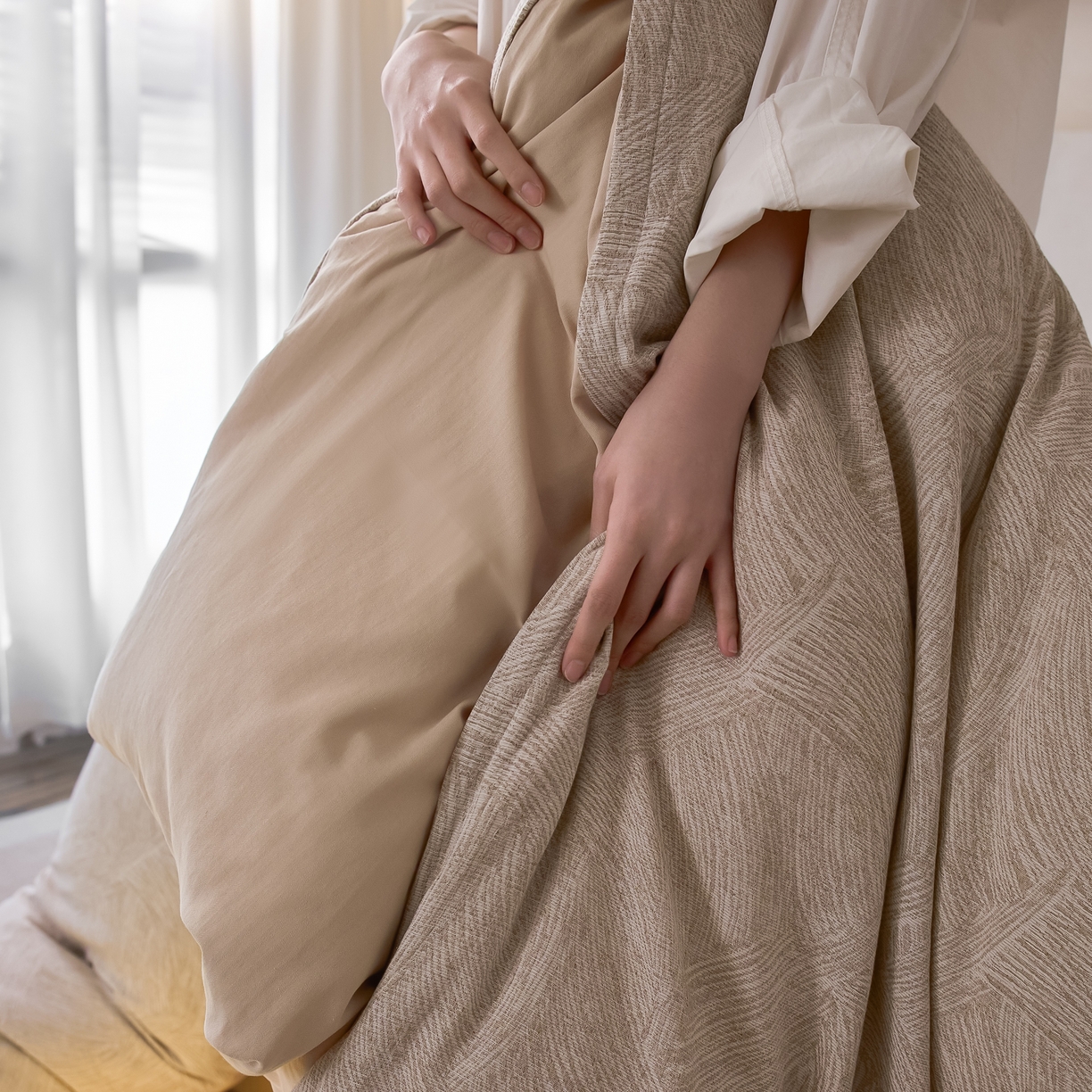 91家纺网 家纺一手货源 找家纺 安莱生活 2025新款三层纱提花四件套--伯尔纳 伯尔纳-卡其（不供抖音）