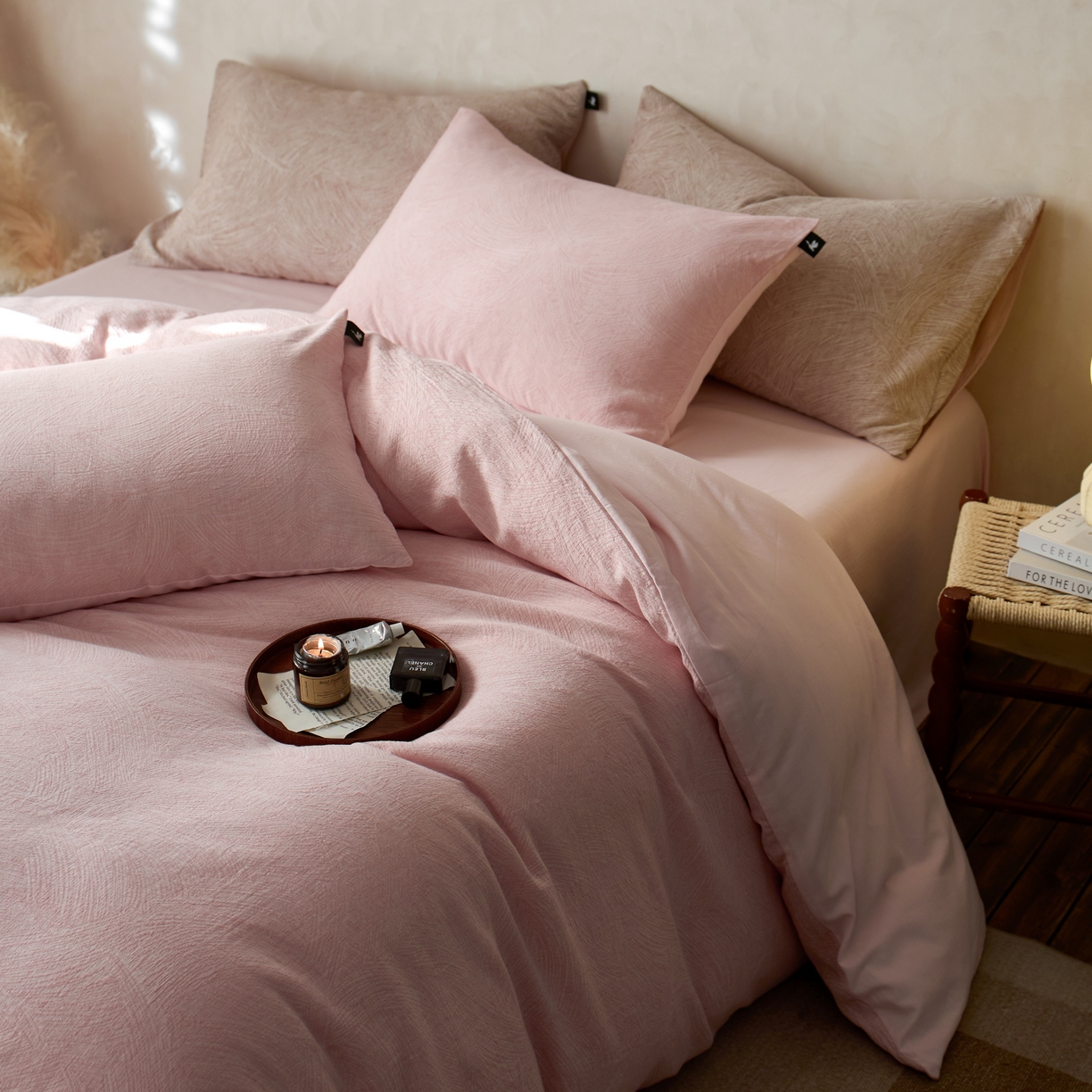 安莱生活 2025新款三层纱提花四件套--伯尔纳 伯尔纳-嫩粉（不供抖音）