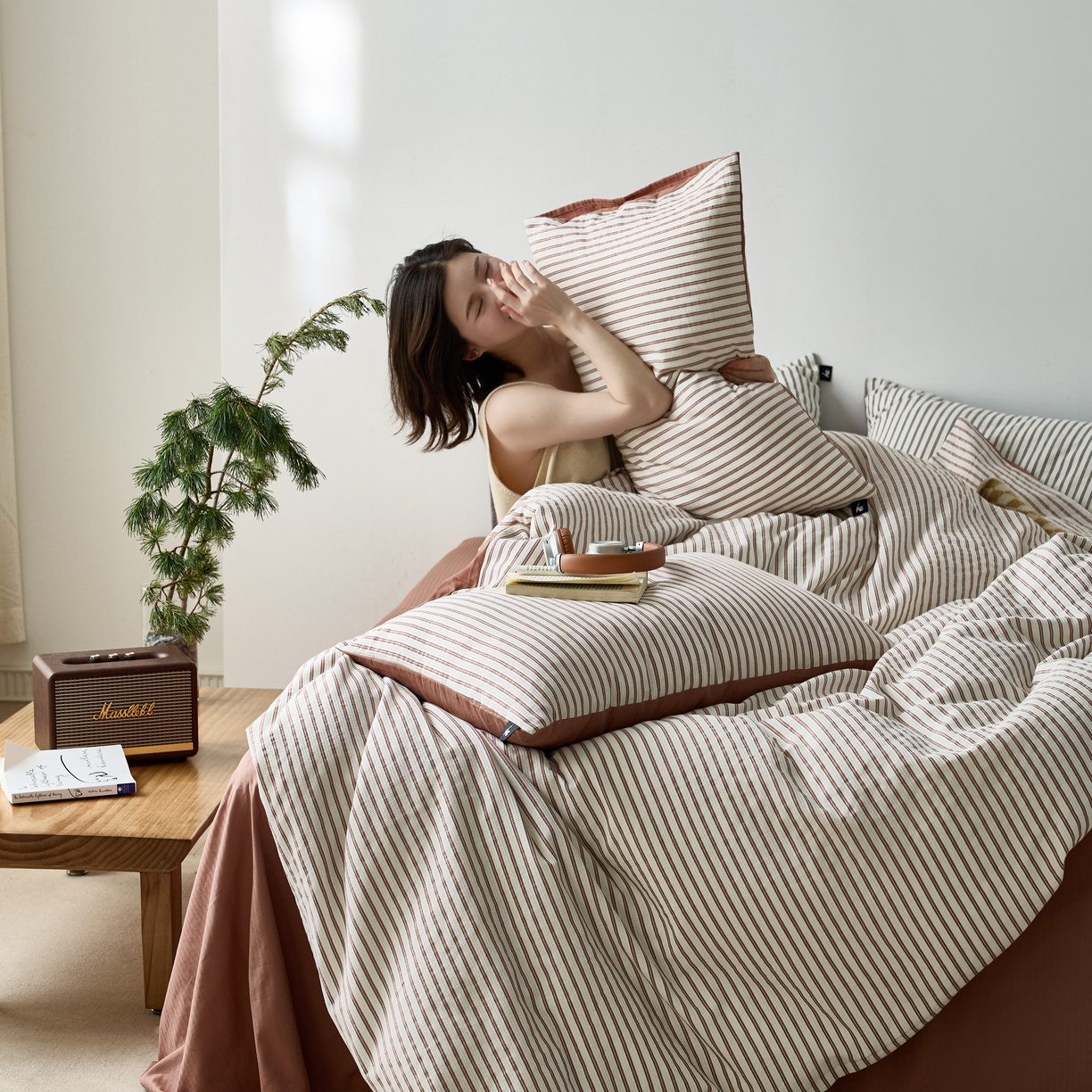 91家纺网 家纺一手货源 找家纺 安莱生活 2025新款水洗色织华夫格提花四件套-织唛系列 织唛-摩卡条