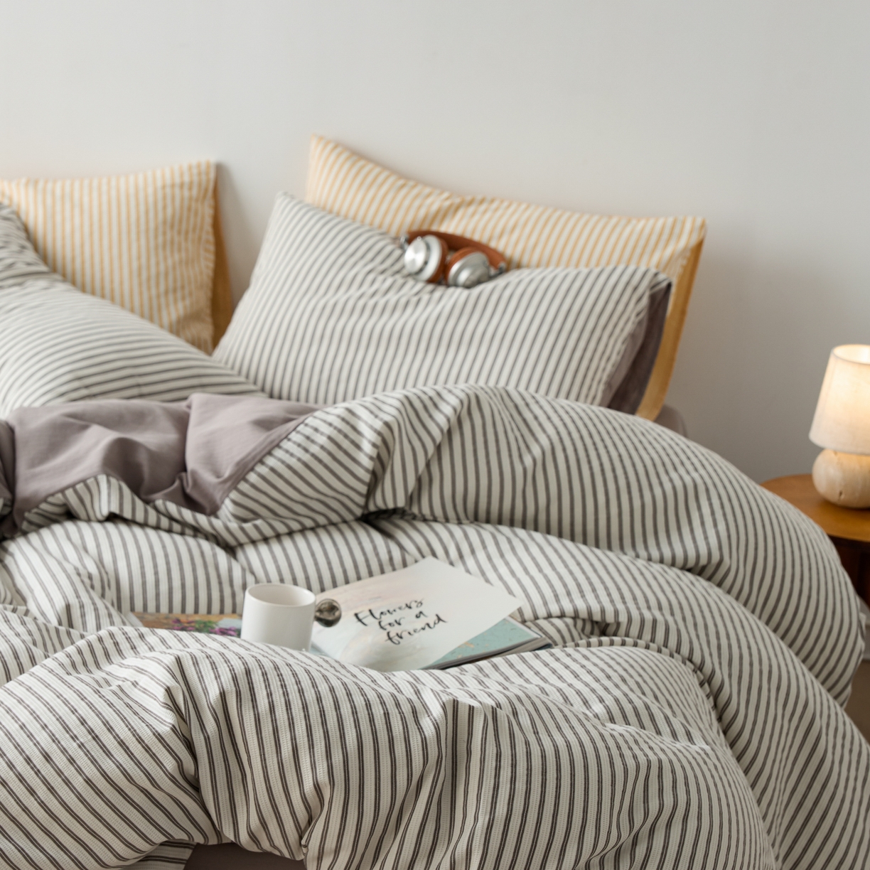 91家纺网 家纺一手货源 找家纺 安莱生活 2025新款水洗色织华夫格提花四件套-织唛系列 织唛-银灰条