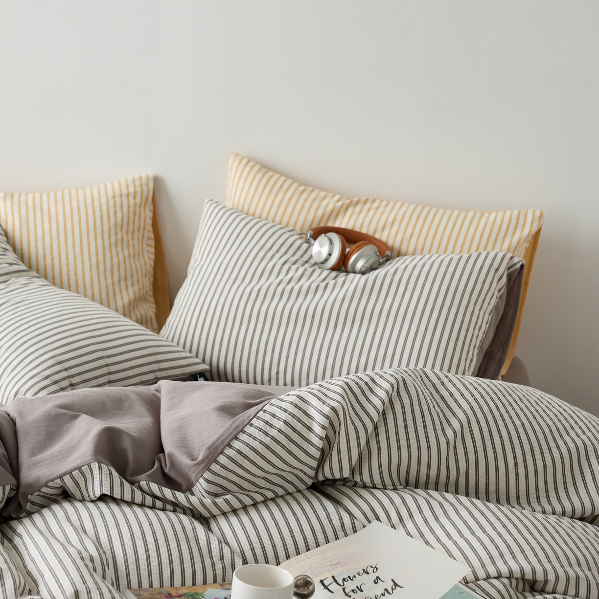 91家纺网 家纺一手货源 找家纺 安莱生活 2025新款水洗色织华夫格提花四件套-织唛系列 织唛-银灰条