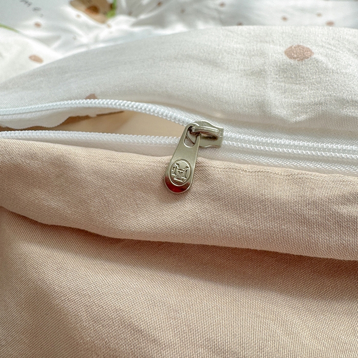 91家纺网 家纺一手货源 找家纺 沐芷 2025 A类软萌水洗棉卡通印花四件套床上用品三件套被套床单 卡皮巴拉