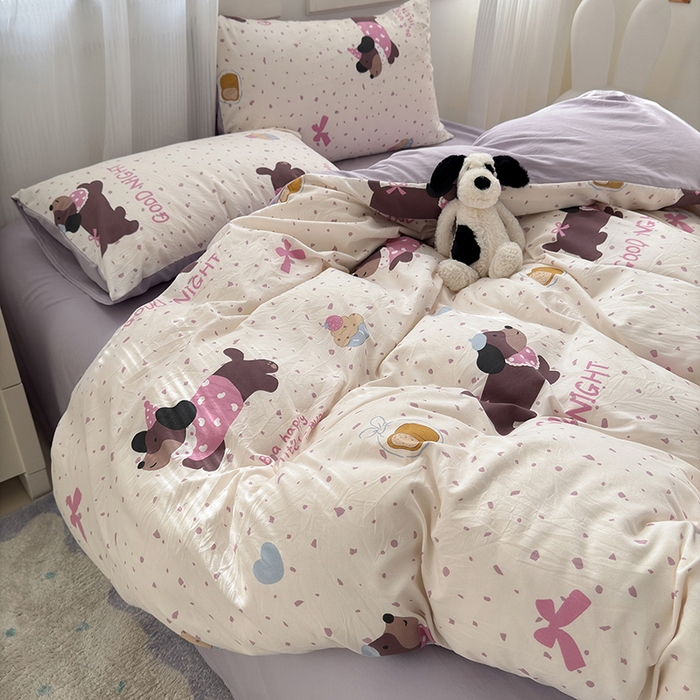 91家纺网 家纺一手货源 找家纺 沐芷 2025 A类软萌水洗棉卡通印花四件套床上用品三件套被套床单 香芋紫狗