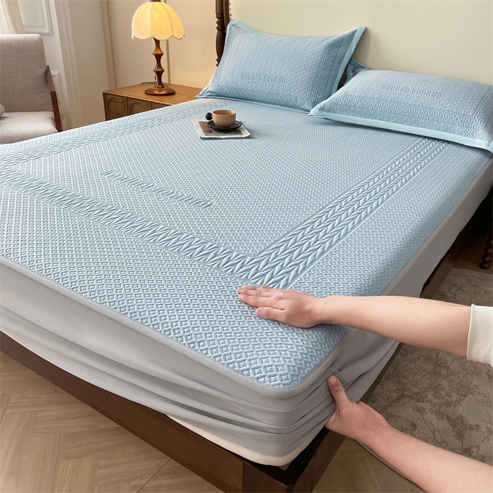 91家纺网 家纺一手货源 找家纺 （总）耐思家纺 2025新品A类高端大版高分子530克PE提花冰豆豆床席床笠系列直播热款(可供跨境压缩)