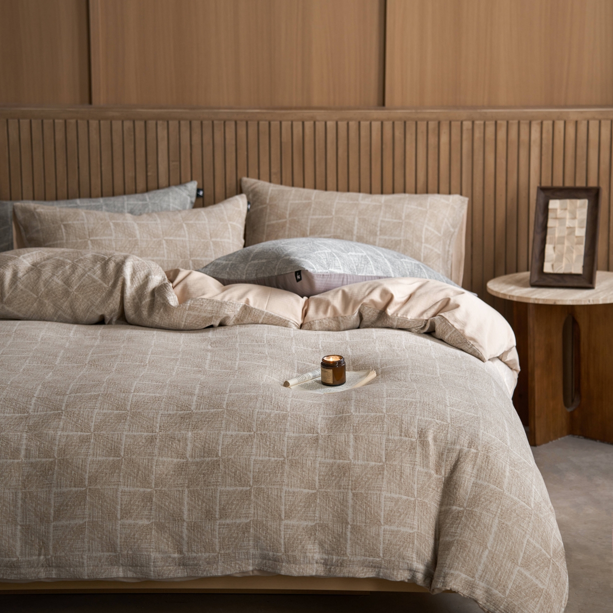 91家纺网 家纺一手货源 找家纺 （总）安莱生活 2025新款三层纱大提花四件套--苏珊格