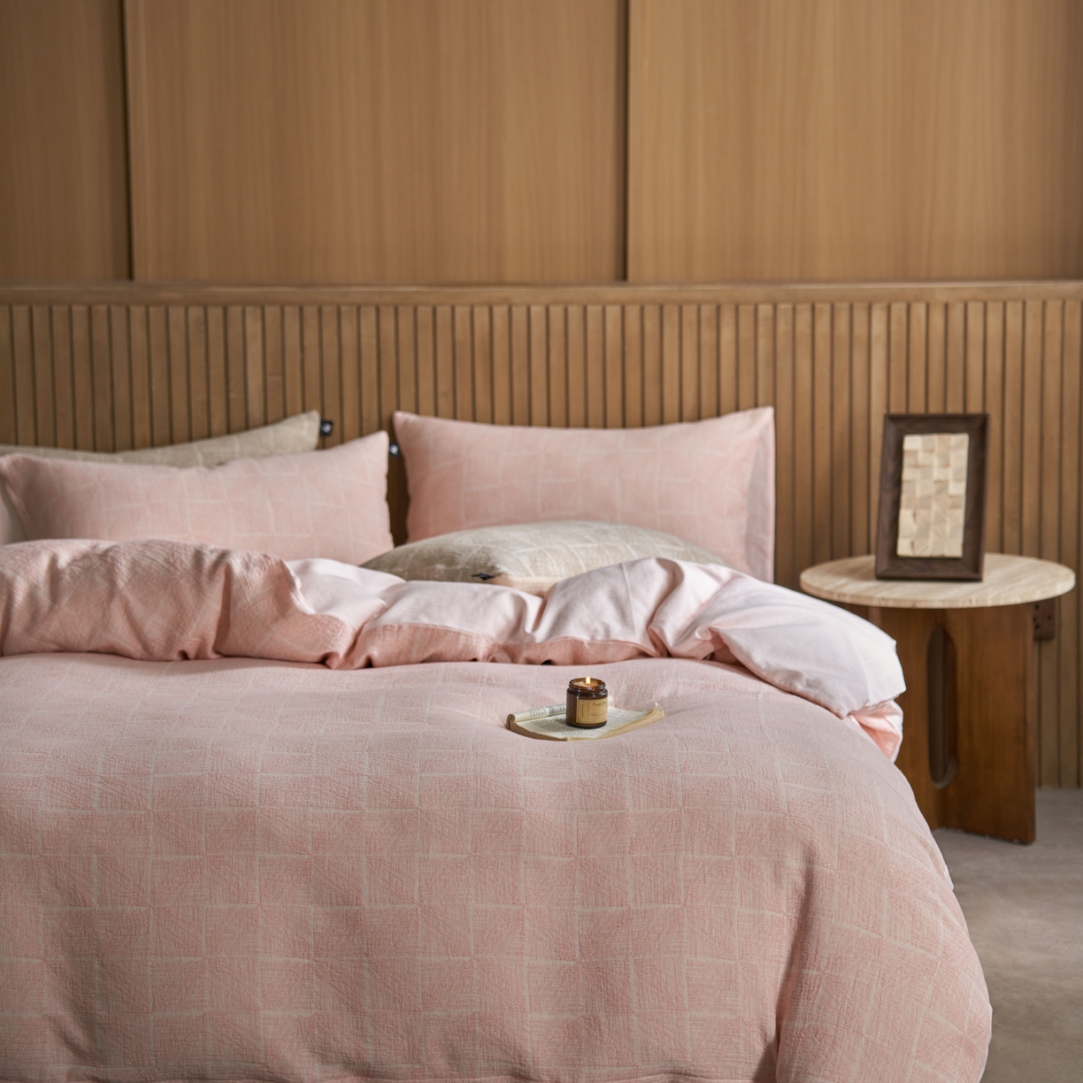 91家纺网 家纺一手货源 找家纺 （总）安莱生活 2025新款三层纱大提花四件套--苏珊格