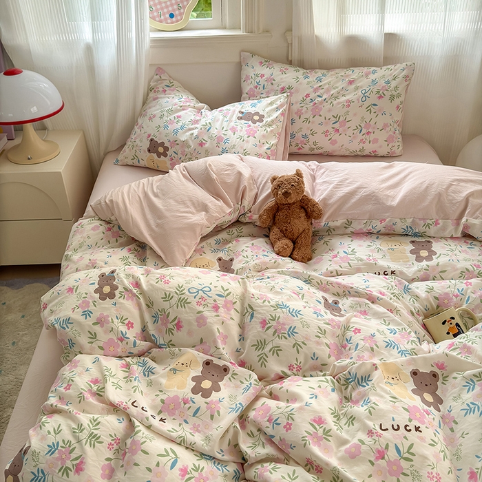 91家纺网 家纺一手货源 找家纺 沐芷 2025 A类软萌水洗棉卡通印花四件套床上用品三件套被套床单 花仙兔兔
