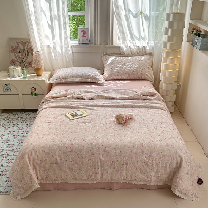 91家纺网 家纺一手货源 找家纺 曼之夏 2025新款A类全棉纯棉双层纱大豆纤维夏被夏凉被空调被 晚香玉