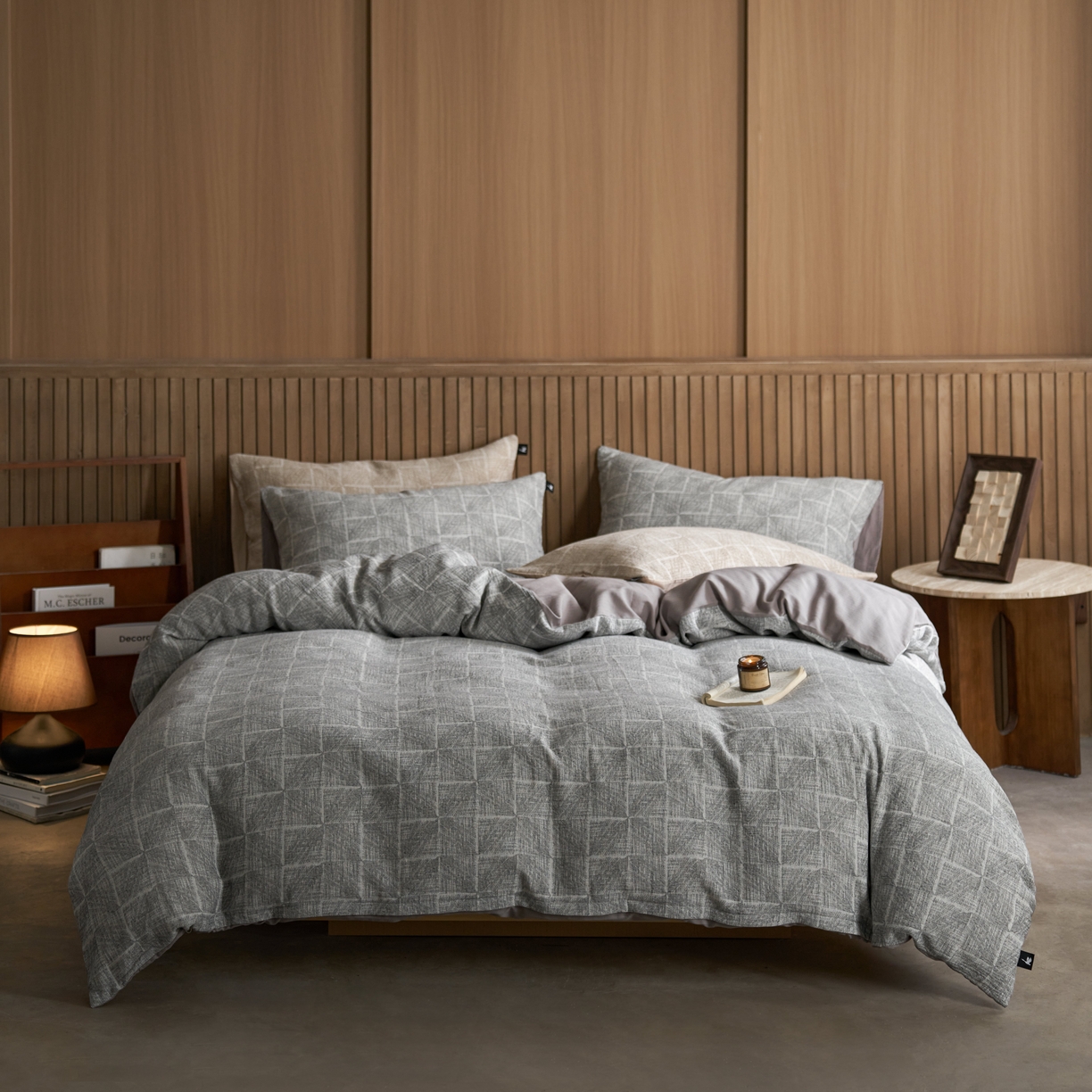 91家纺网 家纺一手货源 找家纺 安莱生活 2025新款三层纱大提花四件套--苏珊格 苏珊格-深灰