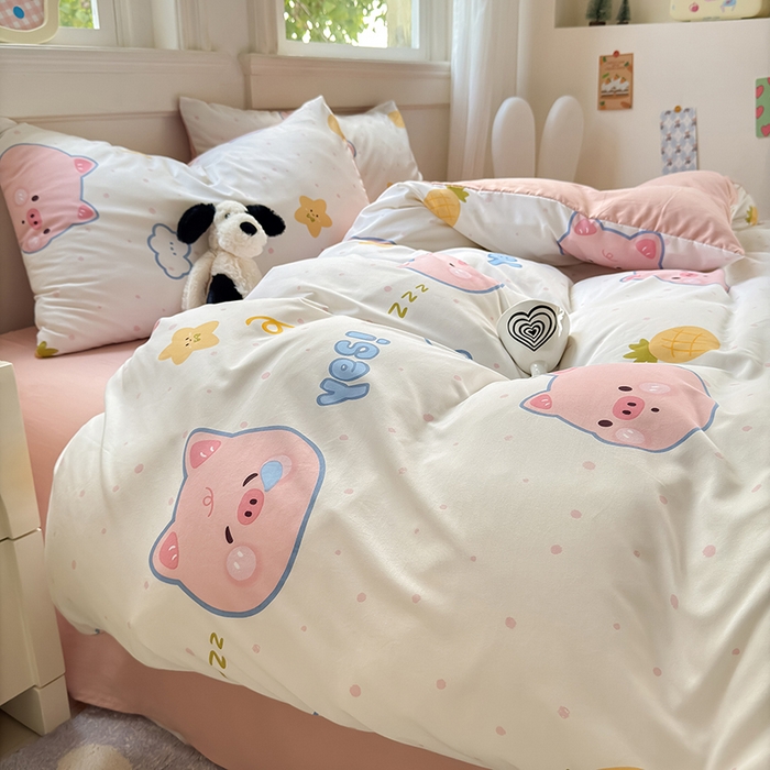 91家纺网 家纺一手货源 找家纺 沐芷 2025 软萌卡通超柔水洗棉单被套A类 被套单件被罩 困困小猪