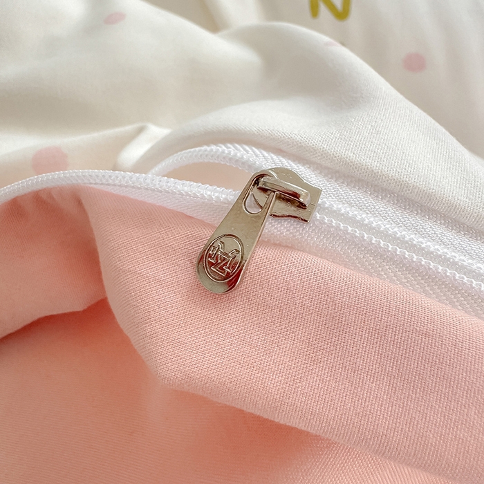 91家纺网 家纺一手货源 找家纺 沐芷 2025 软萌卡通超柔水洗棉单被套A类 被套单件被罩 困困小猪