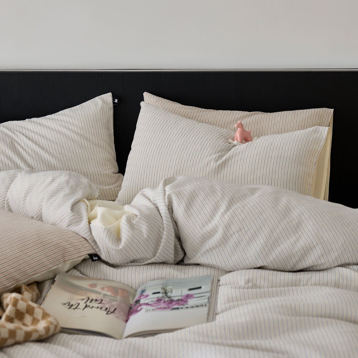 91家纺网 家纺一手货源 找家纺 （总）安莱生活 2025新款精梳纱色织提花四件套-森韵