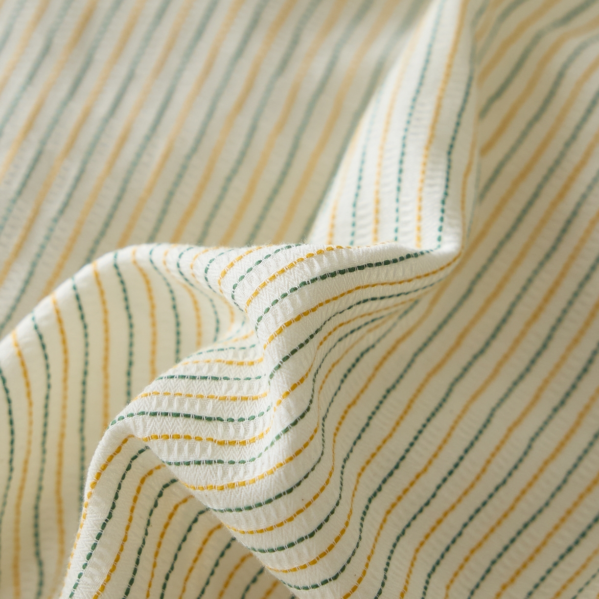 91家纺网 家纺一手货源 找家纺 安莱生活 2025新款精梳纱色织提花四件套-森韵 森韵-黄蓝彩条