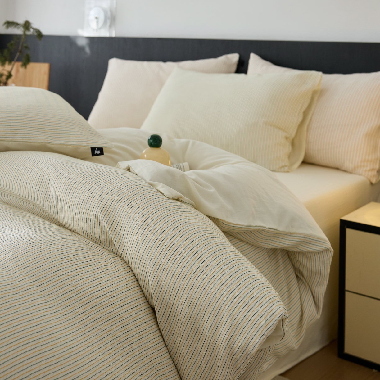 91家纺网 家纺一手货源 找家纺 安莱生活 2025新款精梳纱色织提花四件套-森韵 森韵-黄蓝彩条