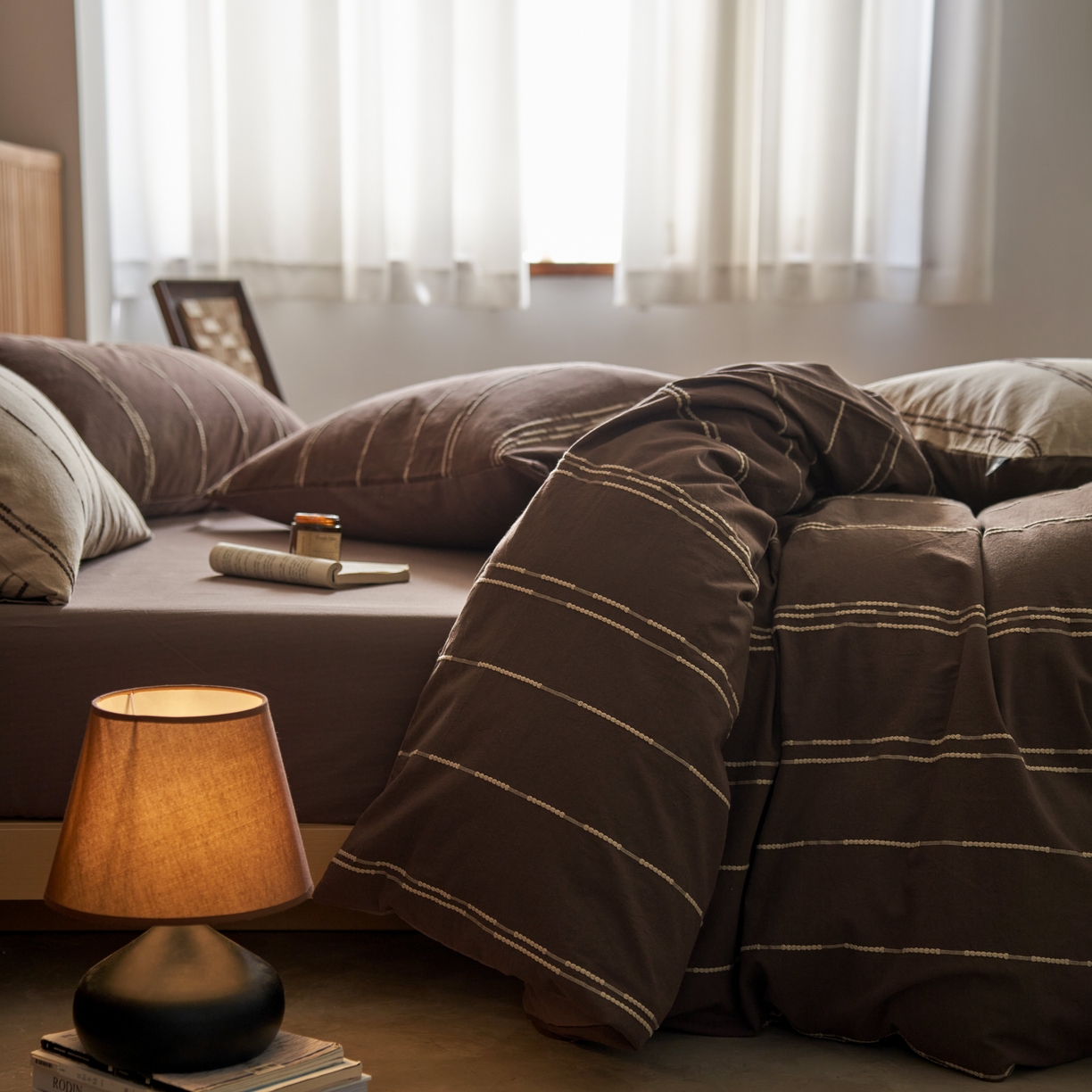 91家纺网 家纺一手货源 找家纺 （总）安莱生活 2025新款水洗色织提花四件套--巷往印记