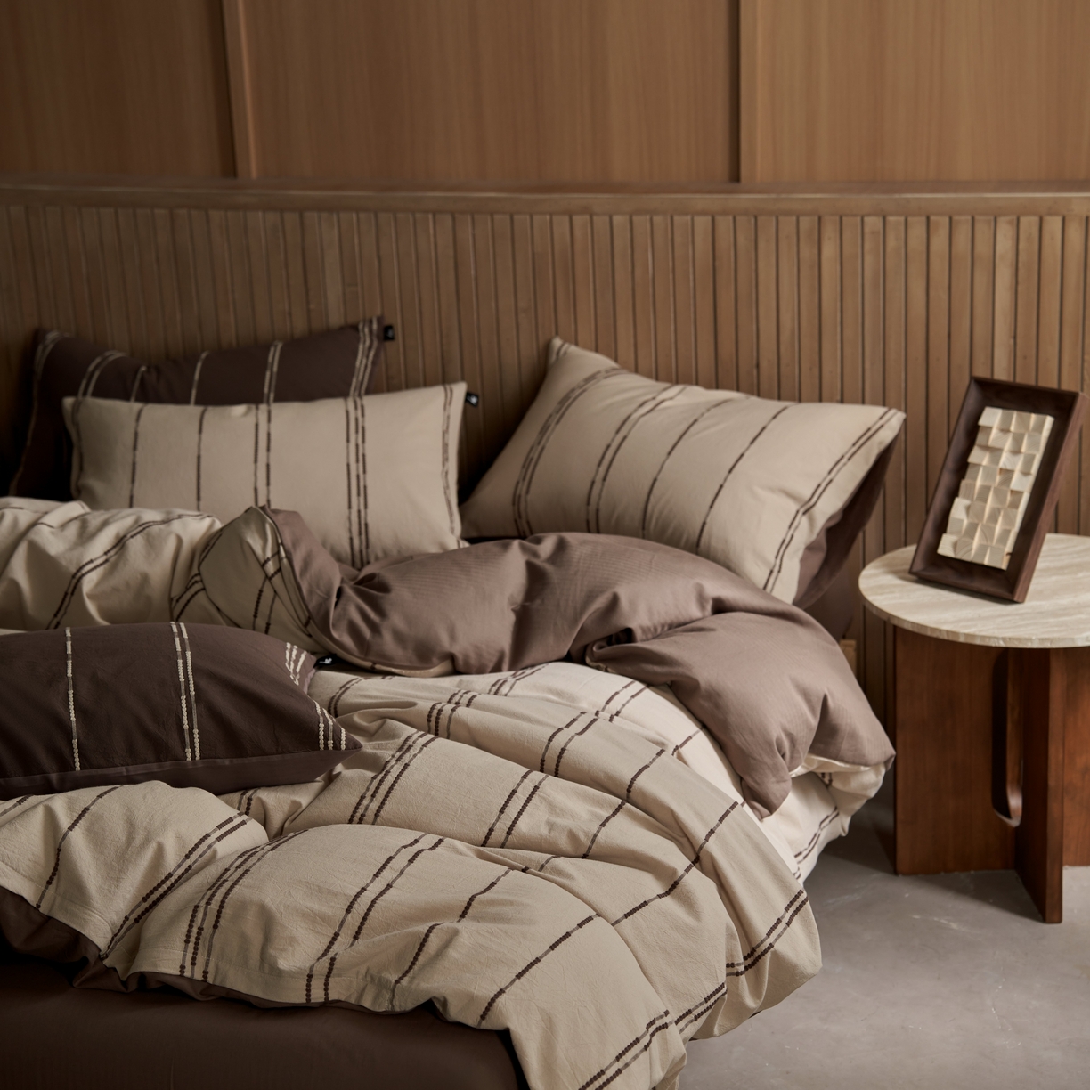 91家纺网 家纺一手货源 找家纺 安莱生活 2025新款水洗色织提花四件套--巷往印记 巷往印记-榛果