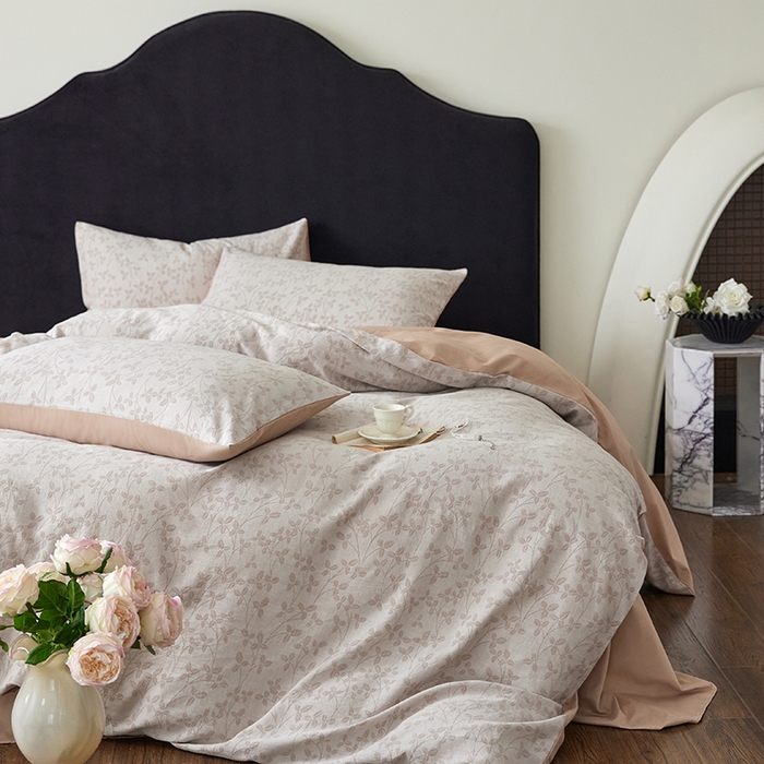 91家纺网 家纺一手货源 找家纺 优品阁 2025新款全棉纯棉A类人字斜三层纱提花四件套-叶叶情深系列 叶叶情深-卡其