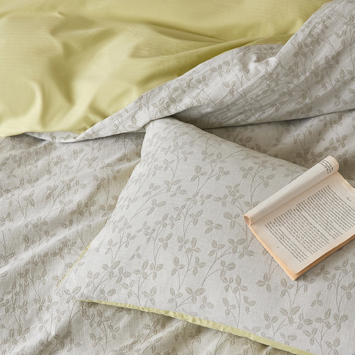 91家纺网 家纺一手货源 找家纺 优品阁 2025新款全棉纯棉A类人字斜三层纱提花四件套-叶叶情深系列 叶叶情深-牛油果绿