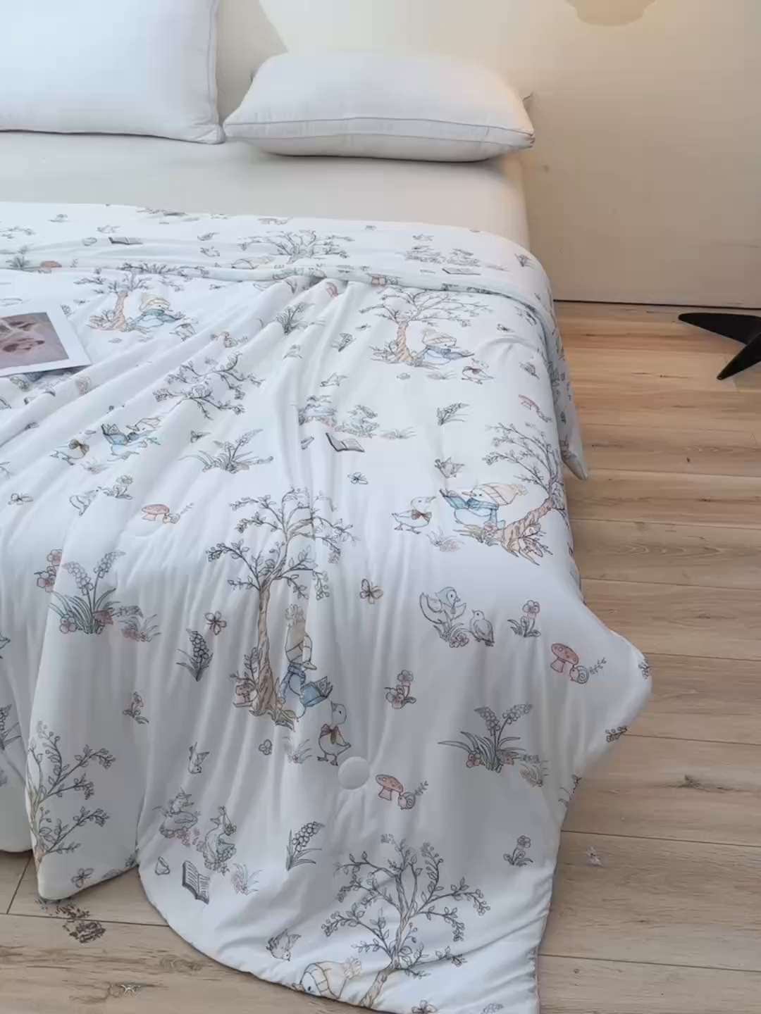 91家纺网 家纺一手货源 找家纺 预言家纺 2025新款A类凉感丝印花夏被夏凉被空调被 刻苦鸭