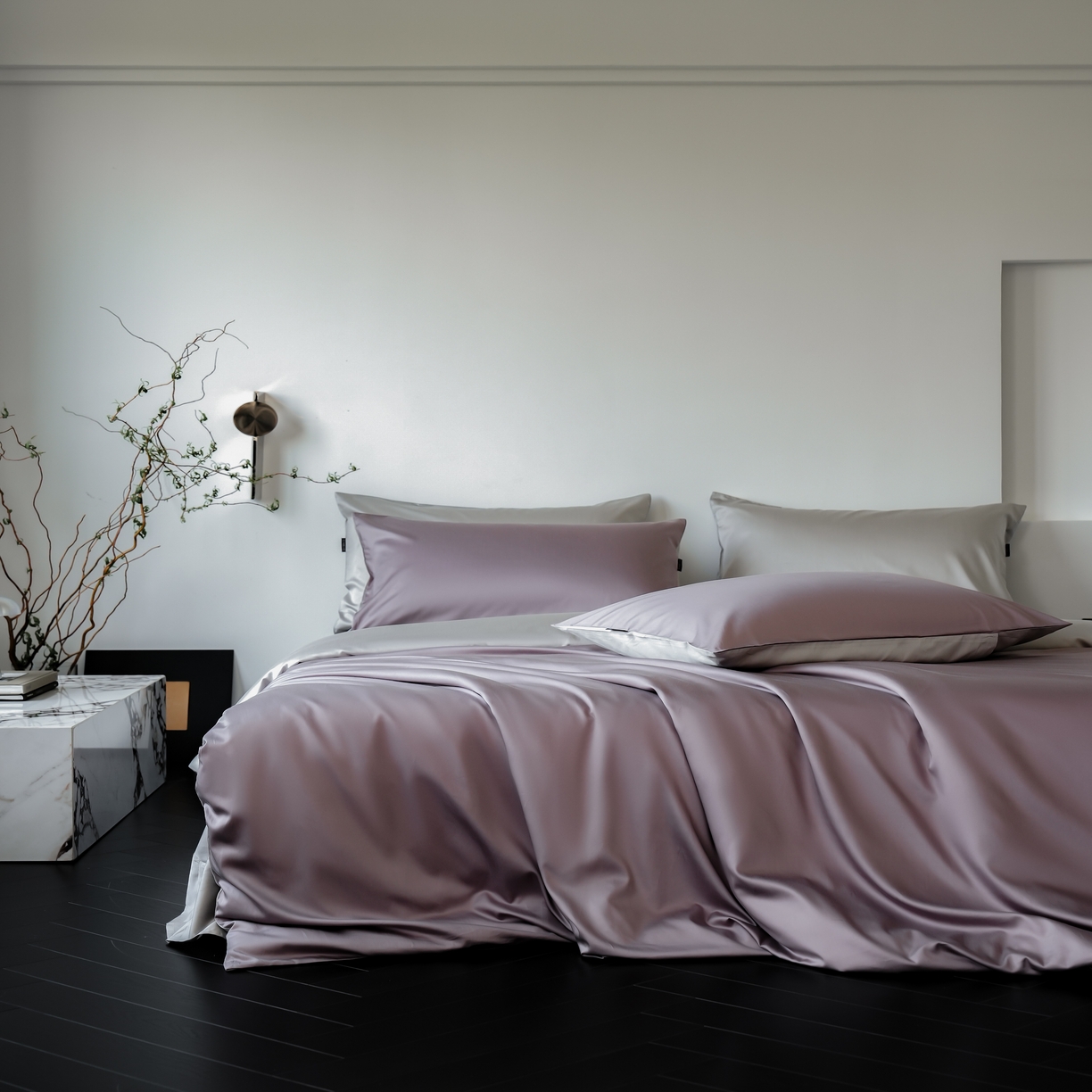 91家纺网 家纺一手货源 找家纺 秀色家纺 2025新款夏季轻奢A类100天丝长绒棉纯色床上四件套夏季冰丝被套床单高级感 Air天丝绵-迷雾紫+幻影灰