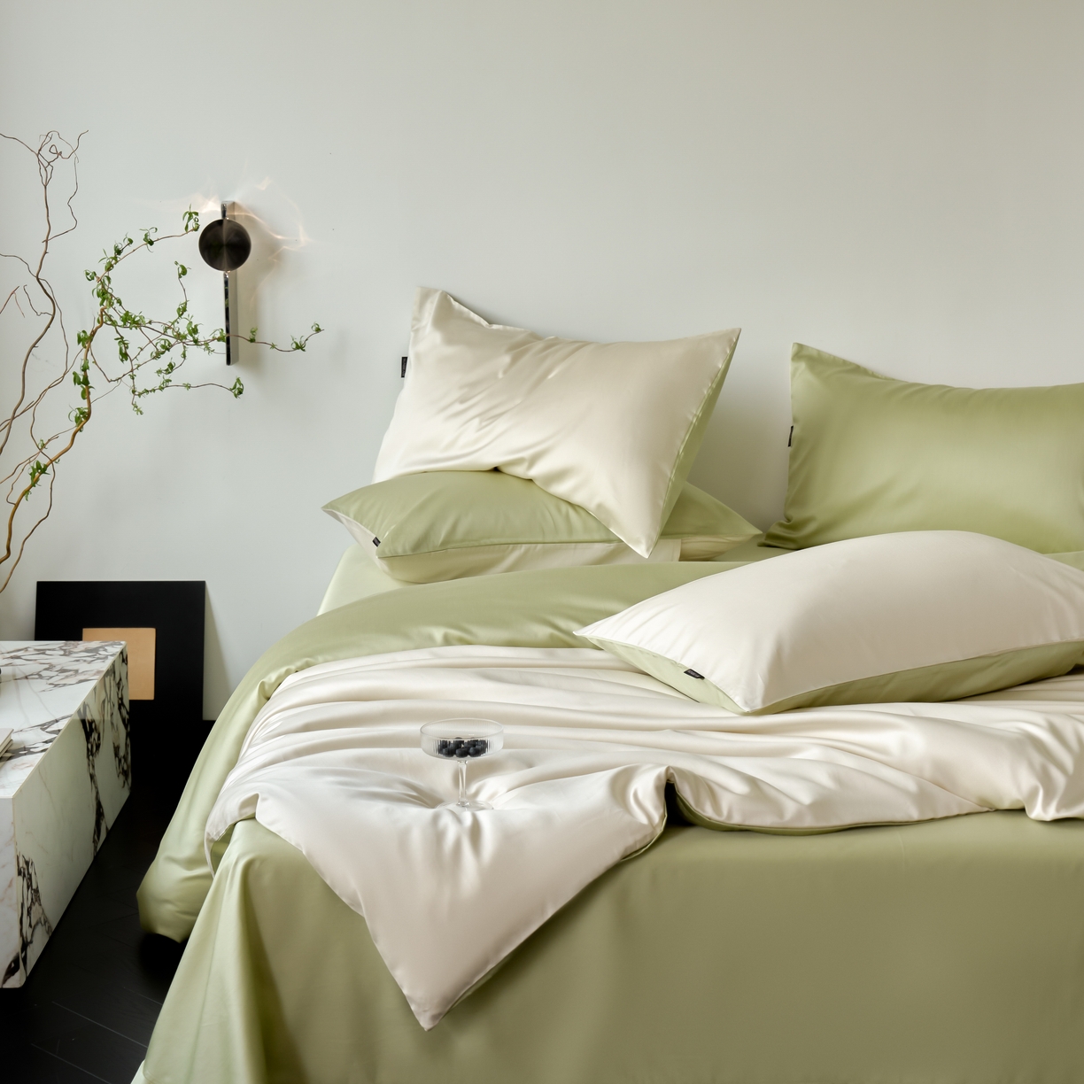 91家纺网 家纺一手货源 找家纺 秀色家纺 2025新款夏季轻奢A类100天丝长绒棉纯色床上四件套夏季冰丝被套床单高级感 Air天丝绵-奶白抹茶