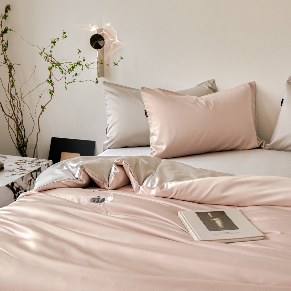 91家纺网 家纺一手货源 找家纺 秀色家纺 2025新款夏季轻奢A类100天丝长绒棉纯色床上四件套夏季冰丝被套床单高级感 Air天丝绵-桃灰粉+幻影灰