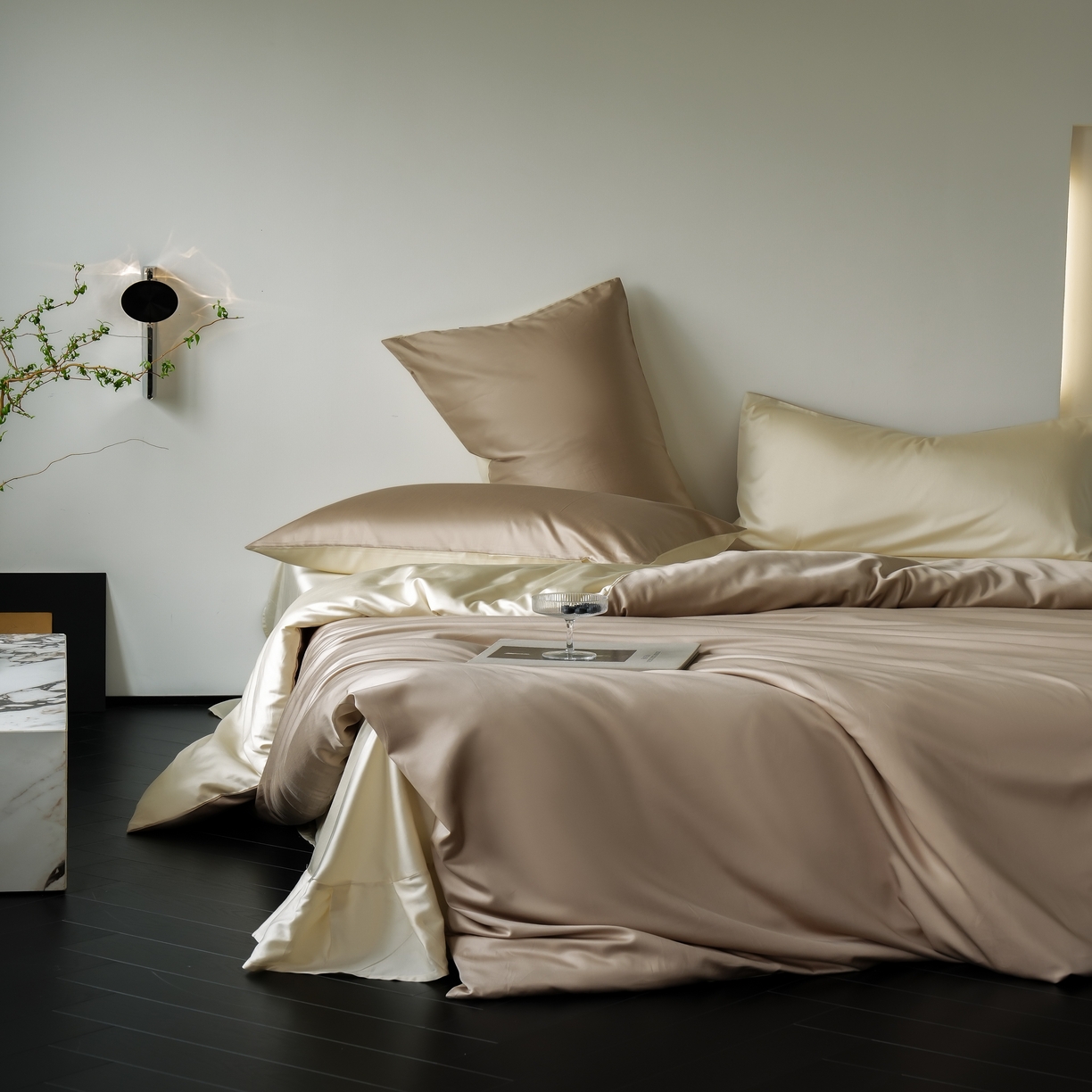 91家纺网 家纺一手货源 找家纺 秀色家纺 2025新款夏季轻奢A类100天丝长绒棉纯色床上四件套夏季冰丝被套床单高级感 Air天丝绵-温柔奶白