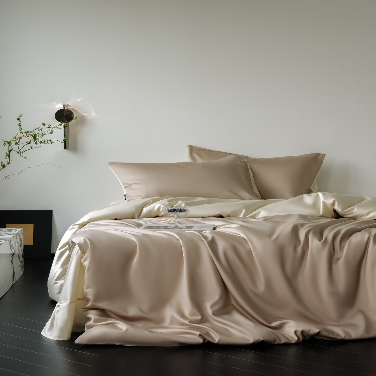 91家纺网 家纺一手货源 找家纺 秀色家纺 2025新款夏季轻奢A类100天丝长绒棉纯色床上四件套夏季冰丝被套床单高级感 Air天丝绵-温柔奶白