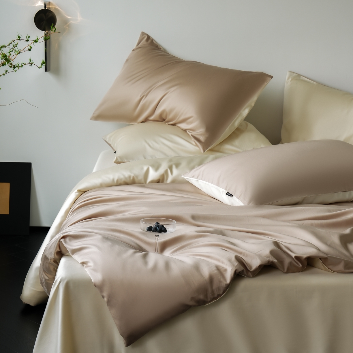 91家纺网 家纺一手货源 找家纺 秀色家纺 2025新款夏季轻奢A类100天丝长绒棉纯色床上四件套夏季冰丝被套床单高级感 Air天丝绵-温柔奶白