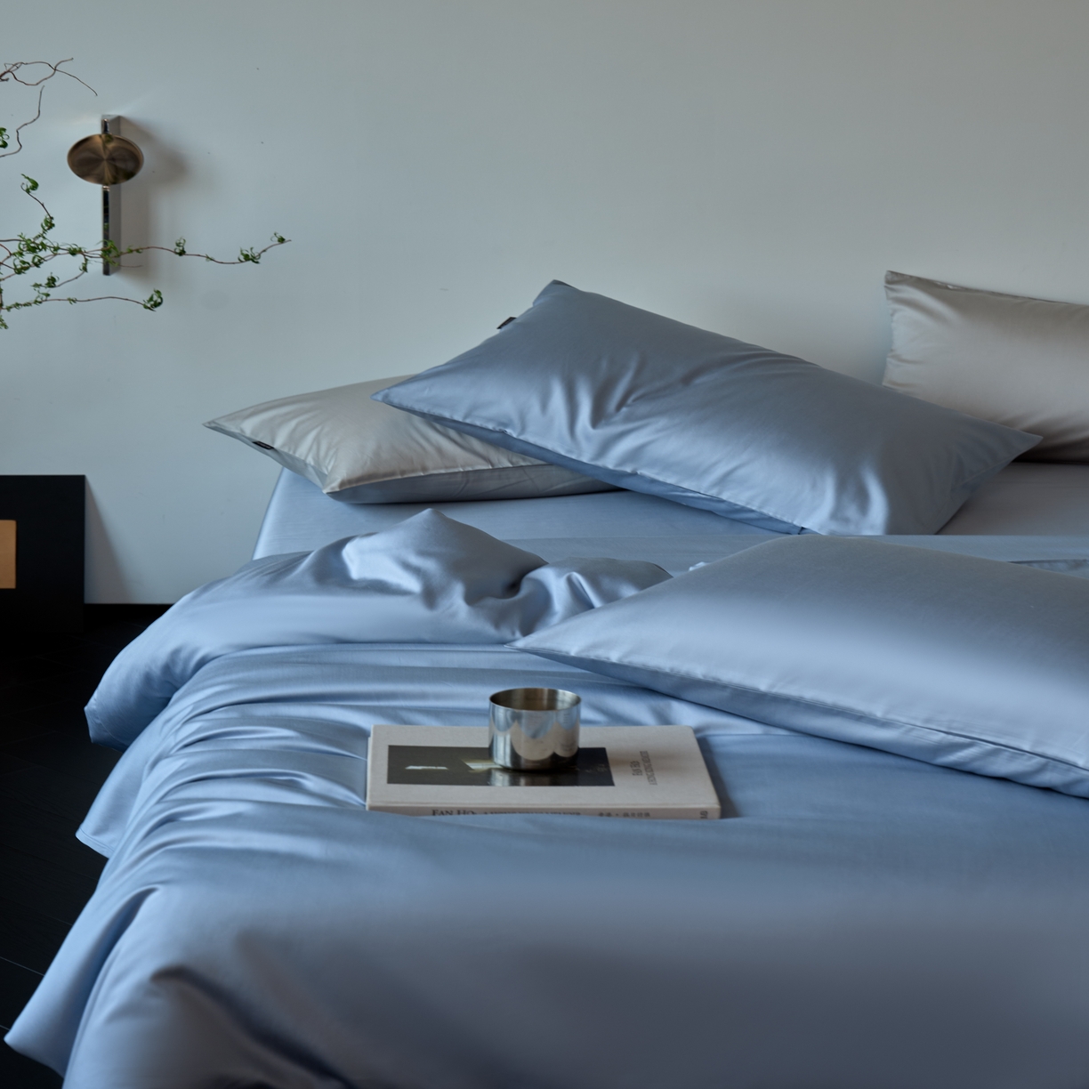 91家纺网 家纺一手货源 找家纺 秀色家纺 2025新款夏季轻奢A类100天丝长绒棉纯色床上四件套夏季冰丝被套床单高级感 Air天丝绵-星雾蓝