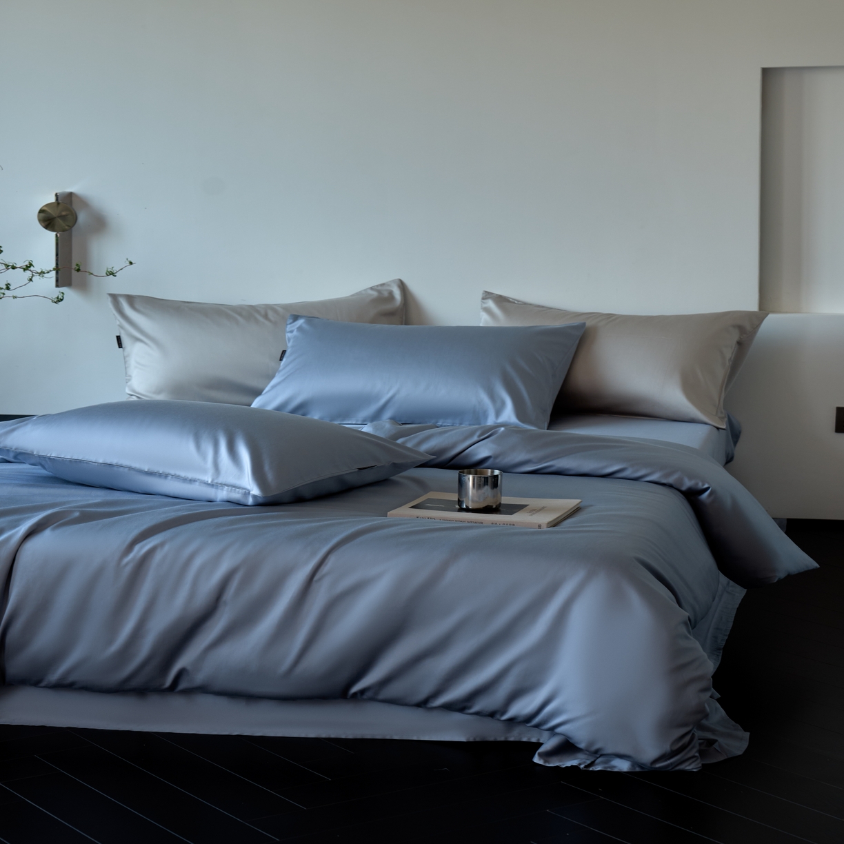 91家纺网 家纺一手货源 找家纺 秀色家纺 2025新款夏季轻奢A类100天丝长绒棉纯色床上四件套夏季冰丝被套床单高级感 Air天丝绵-星雾蓝