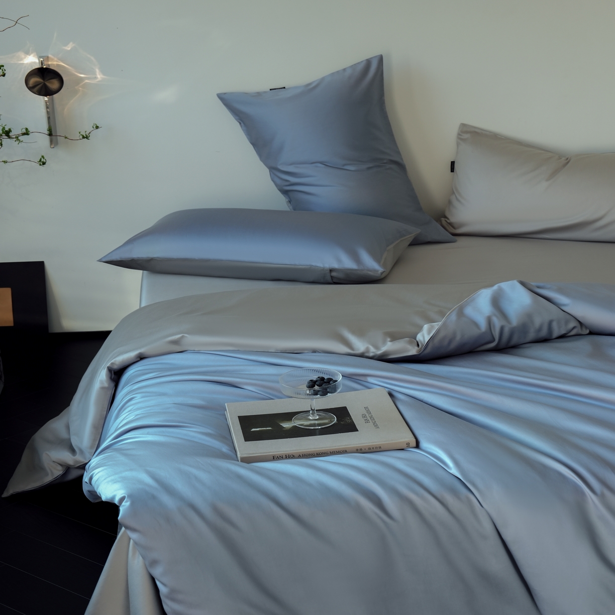 91家纺网 家纺一手货源 找家纺 秀色家纺 2025新款夏季轻奢A类100天丝长绒棉纯色床上四件套夏季冰丝被套床单高级感 Air天丝绵-星雾蓝+薄雾灰