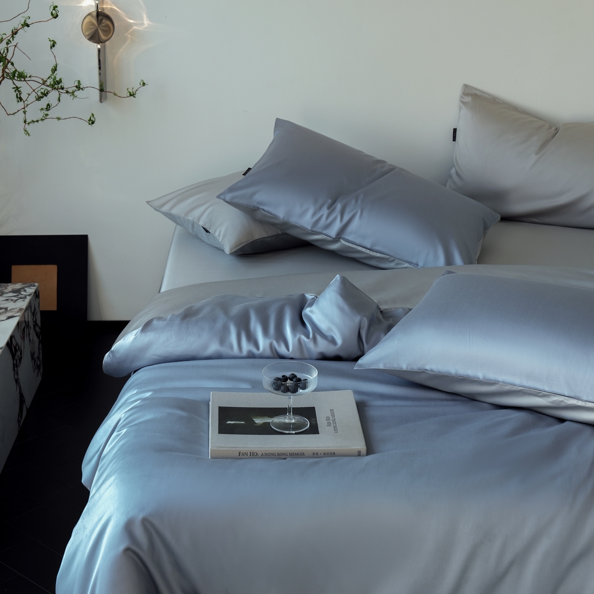 91家纺网 家纺一手货源 找家纺 秀色家纺 2025新款夏季轻奢A类100天丝长绒棉纯色床上四件套夏季冰丝被套床单高级感 Air天丝绵-星雾蓝+薄雾灰