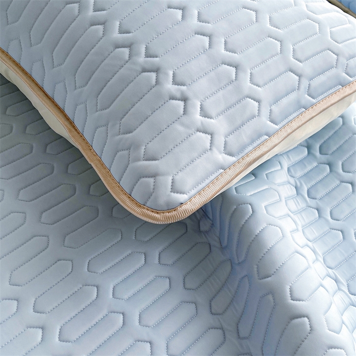 91家纺网 家纺一手货源 找家纺 （总）耐思家纺 2025新款纯色0.5乳胶床裙三件套