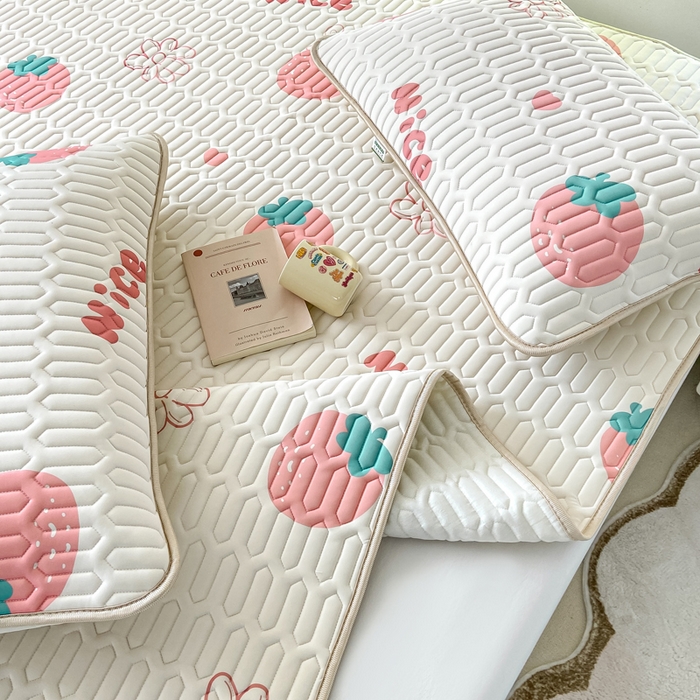 91家纺网 家纺一手货源 找家纺 （总）耐思家纺 2025新款A类0.5乳胶母婴级凉感丝印花乳胶凉席