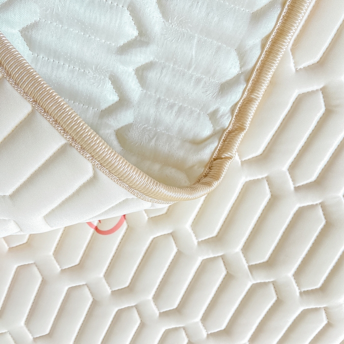 91家纺网 家纺一手货源 找家纺 （总）耐思家纺 2025新款A类0.5乳胶母婴级凉感丝印花乳胶凉席