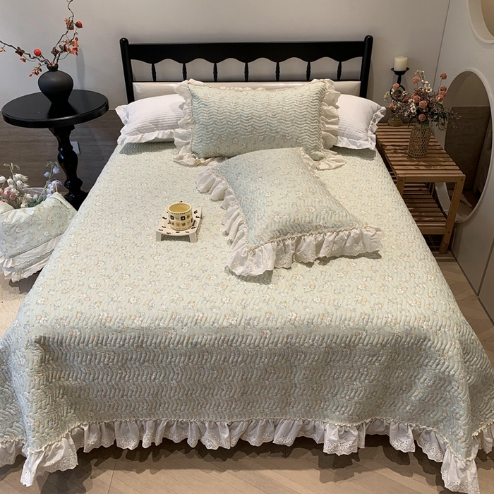 91家纺网 家纺一手货源 找家纺 奈萝家纺 2025新款全棉蕾丝花边床盖三件套四件套纯棉花边夏被 花语绿