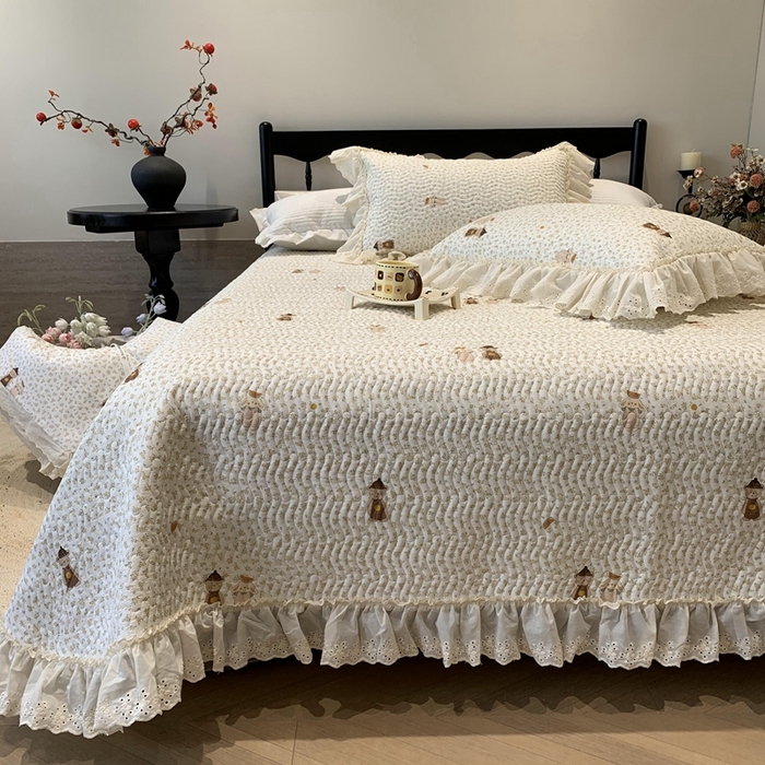 91家纺网 家纺一手货源 找家纺 奈萝家纺 2025新款全棉蕾丝花边床盖三件套四件套纯棉花边夏被 西瓜兔