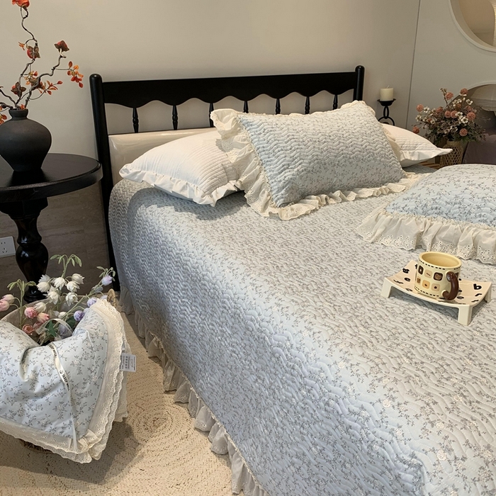 91家纺网 家纺一手货源 找家纺 奈萝家纺 2025新款全棉蕾丝花边床盖三件套四件套纯棉花边夏被 夏蓝