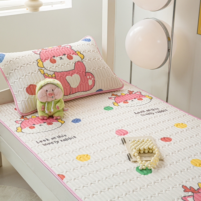 91家纺网 家纺一手货源 找家纺 （总）耐思家纺 2025新款A类0.5乳胶母婴级凉感丝印花乳胶凉席-学生款凉席