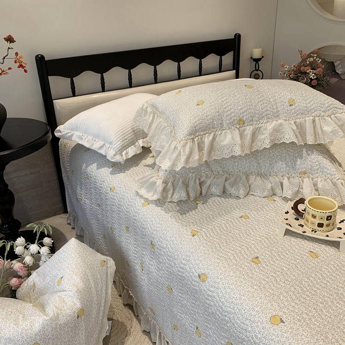 91家纺网 家纺一手货源 找家纺 奈萝家纺 2025春夏新款全棉纯棉蕾丝花边款床盖三件套 柠檬