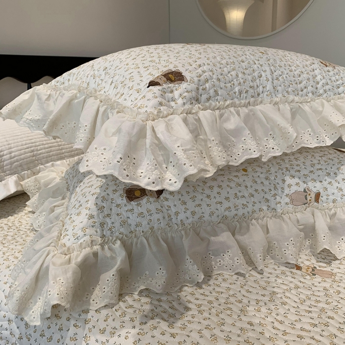 91家纺网 家纺一手货源 找家纺 奈萝家纺 2025春夏新款全棉纯棉蕾丝花边款床盖三件套 西瓜兔