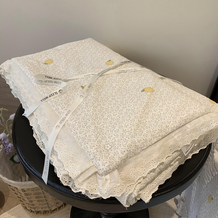 91家纺网 家纺一手货源 找家纺 奈萝家纺 2025春夏新款全棉纯棉蕾丝花边款夏被夏凉被空调被 柠檬