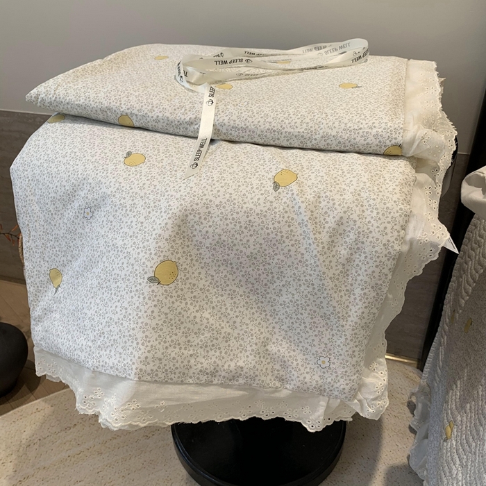 奈萝家纺 2025春夏新款全棉纯棉蕾丝花边款夏被夏凉被空调被 柠檬