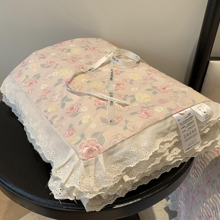 91家纺网 家纺一手货源 找家纺 奈萝家纺 2025春夏新款全棉纯棉蕾丝花边款夏被夏凉被空调被 蔷薇