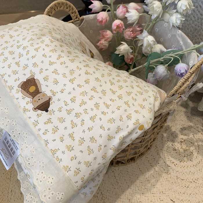 91家纺网 家纺一手货源 找家纺 奈萝家纺 2025春夏新款全棉纯棉蕾丝花边款夏被夏凉被空调被 西瓜兔