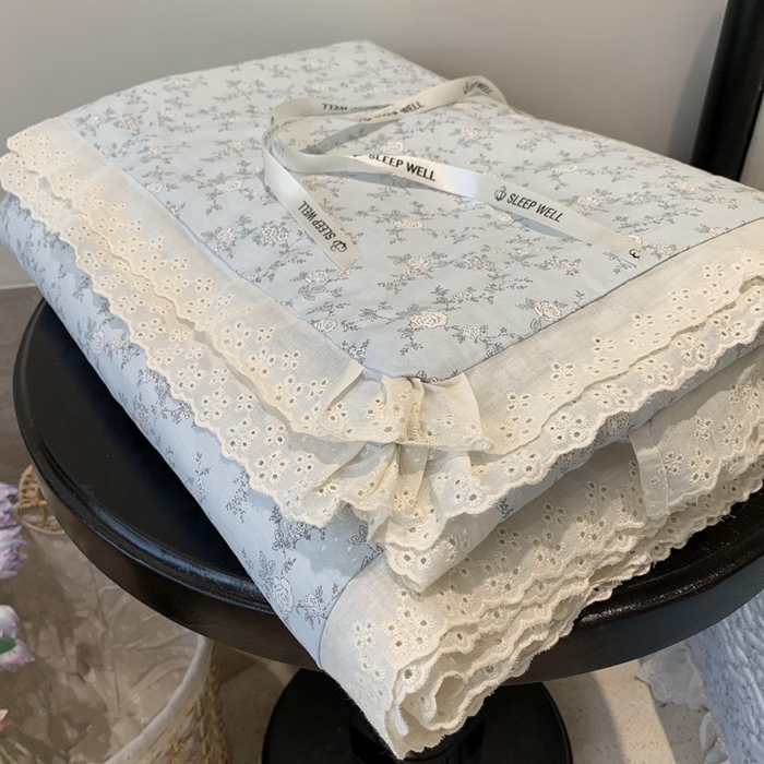 91家纺网 家纺一手货源 找家纺 奈萝家纺 2025春夏新款全棉纯棉蕾丝花边款夏被夏凉被空调被 夏蓝