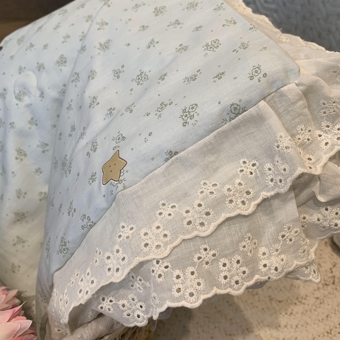 91家纺网 家纺一手货源 找家纺 奈萝家纺 2025春夏新款全棉纯棉蕾丝花边款夏被夏凉被空调被 小花熊
