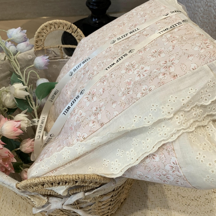 91家纺网 家纺一手货源 找家纺 奈萝家纺 2025春夏新款全棉纯棉蕾丝花边款夏被夏凉被空调被 樱花