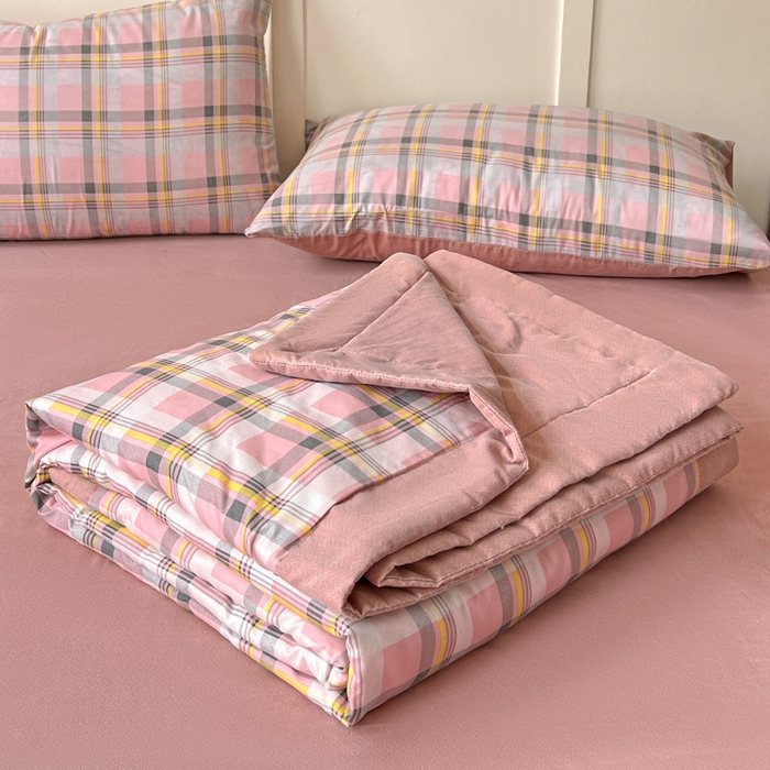 91家纺网 家纺一手货源 找家纺 维娜斯2025新款无印风水洗棉夏被 诺西-粉